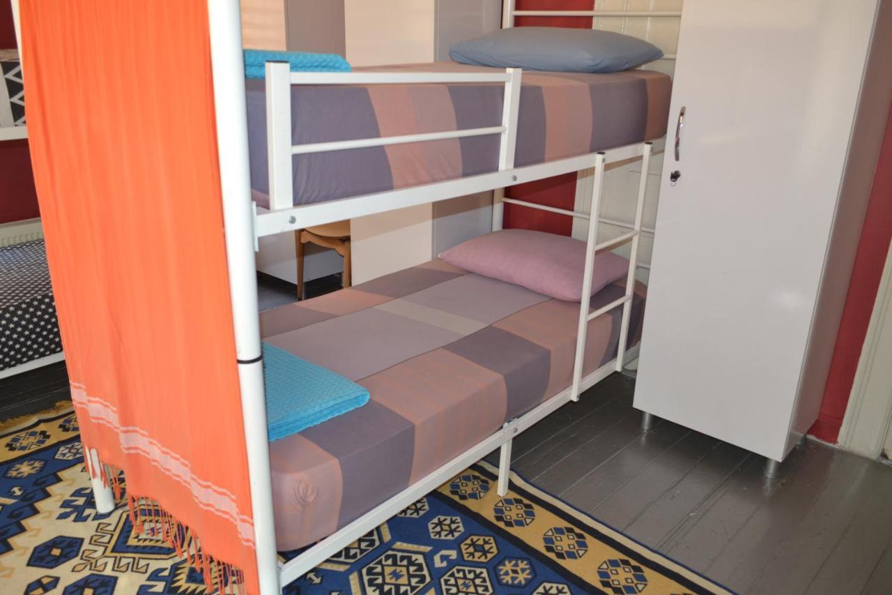 My Happy Home Hostel Измир Экстерьер фото