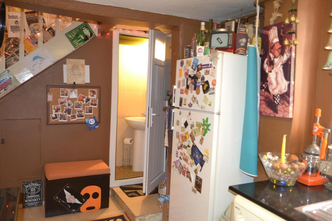 My Happy Home Hostel Измир Экстерьер фото