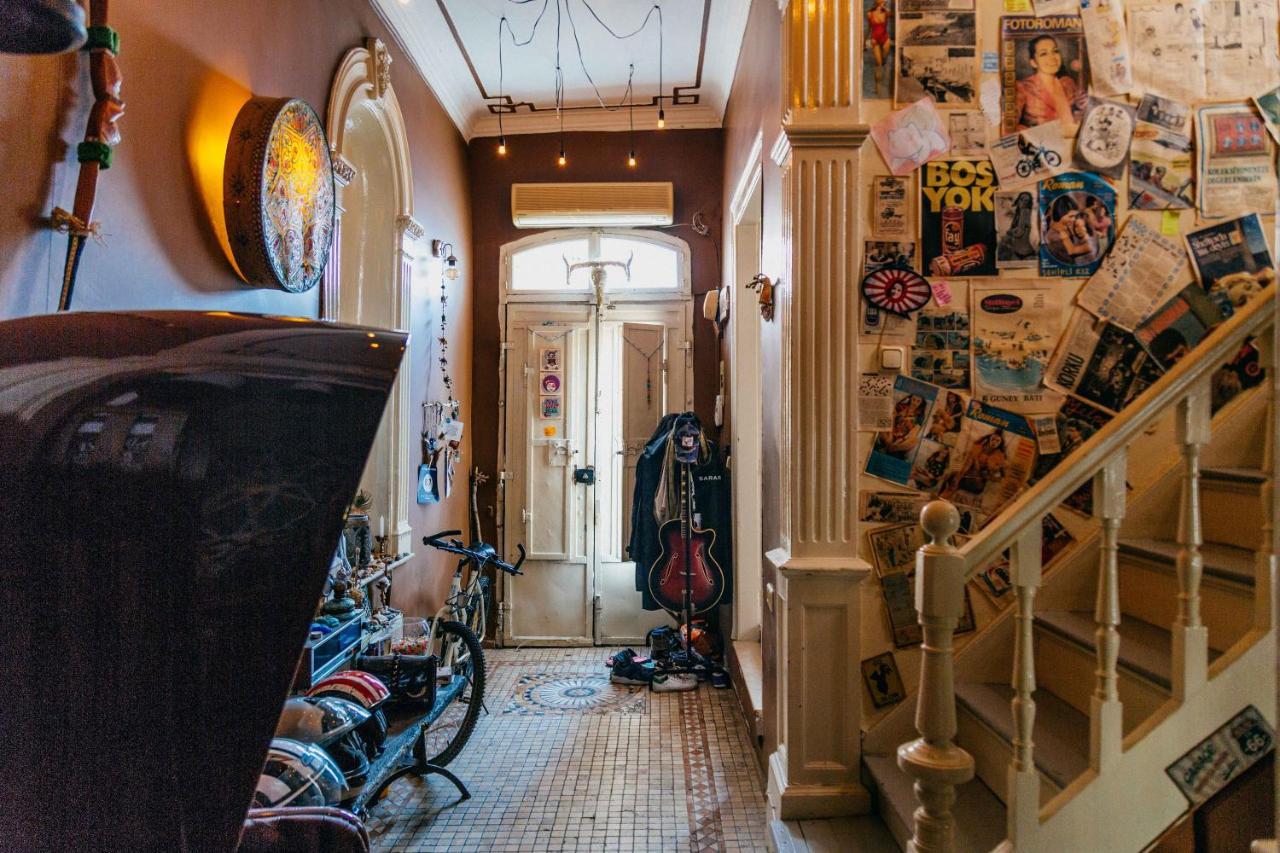 My Happy Home Hostel Измир Экстерьер фото